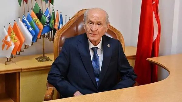 دەوڵەت باخچەلی داوای گەڕاندنەوەی ئەحمەد تورک بۆ پۆستەکەی دەکات