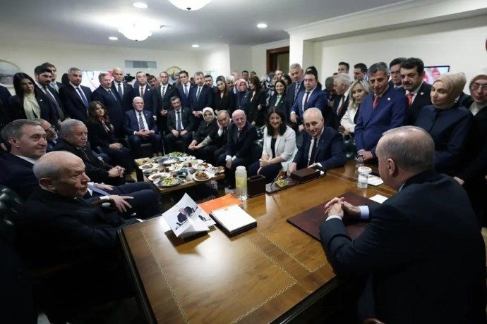 دیدار اردوغان، باغچه لی و سران دم پارتی در مجلس ترکیه
