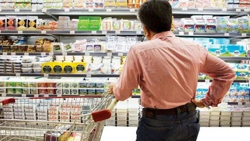 کاهش فشار هزینه‌های زندگی باید در صدر برنامه‌های دولت باشد