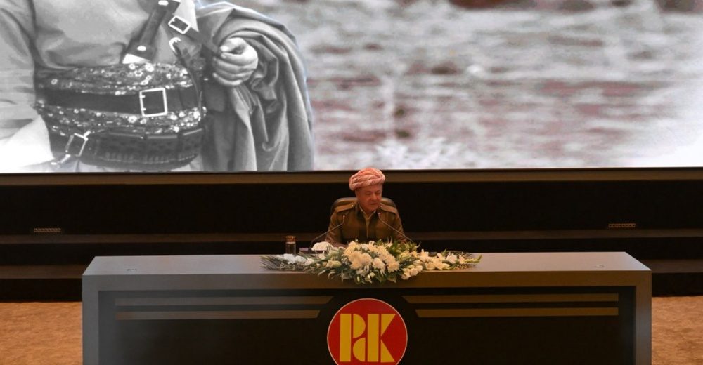 بارزانی: رنج مردم کردستان از قطع حقوق کمتر از انفال و بمباران شیمیایی نیست
