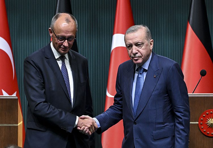 اردوغان: مسیر عضویت کامل ترکیه در اتحادیه اروپا به‌سرعت هموار می شود
