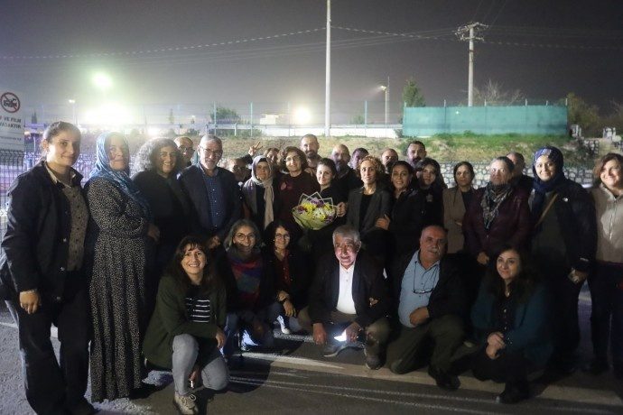 سمرا گُزل آزاد شد: مبارزه ما تا آزادی کامل ادامه دارد + فیلم