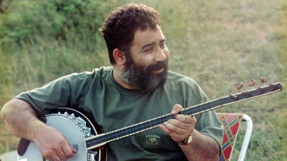 ما نمی‌خواهیم بی‌هویت زندگی کنیم؛ من یک کُردم و می‌خواهم در این کشور کُرد بمانم