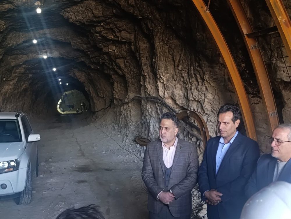 حفاری تونل در کوه رنو ایلام این بار برای عبور قطار