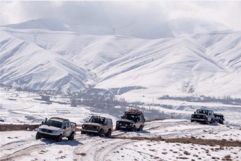 ١٤ نفر در کوهستان‌های سردشت گرفتار شدند+فیلم