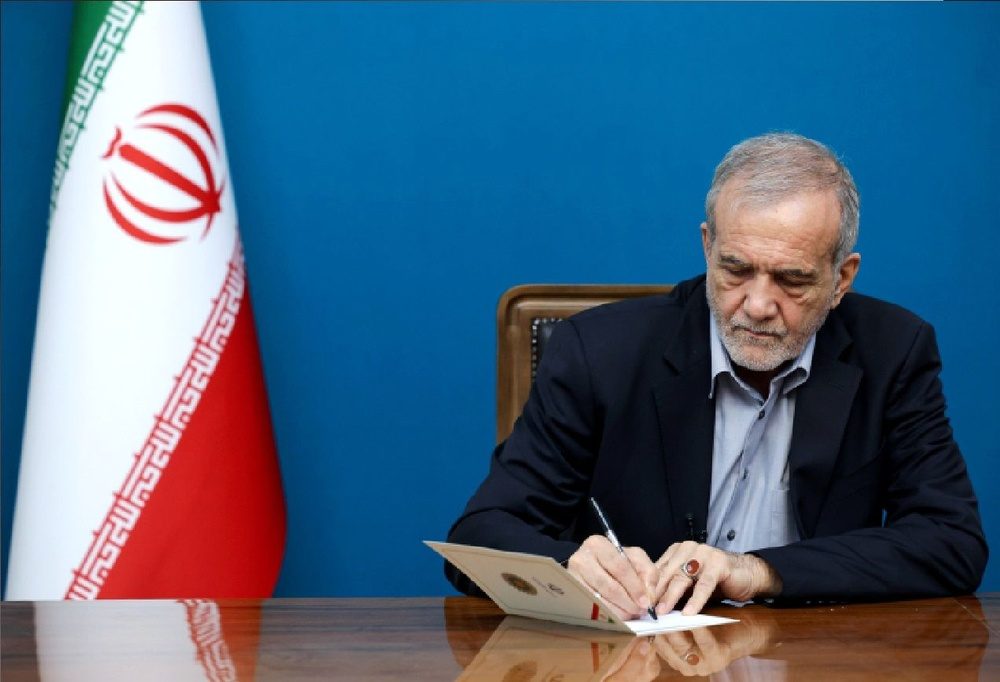 تسلیم بدون قید و شرط ایران رؤیایی است که دشمنان باید با خود به گور ببرند