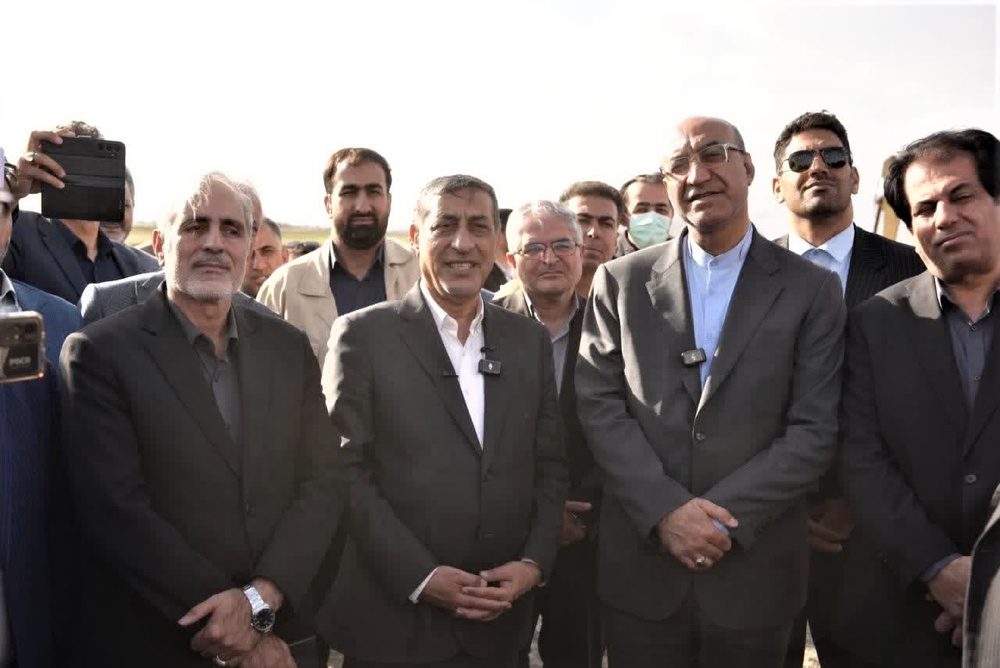 عملیات اجرایی کارخانه قند سوم کرمانشاه آغاز شد