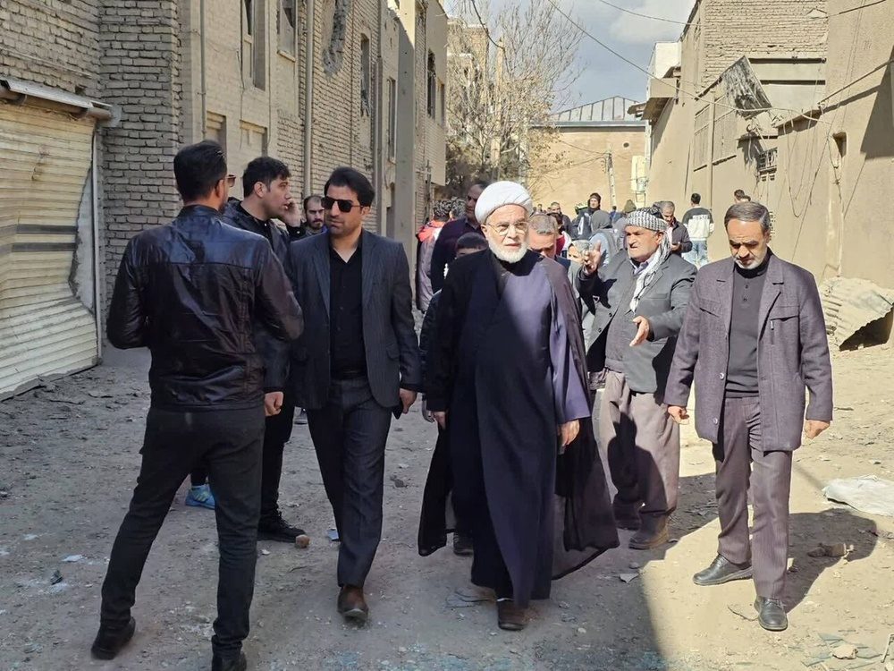 بازدید نماینده ولی فقیه در کردستان از مناطق آسیب‌دیده سنندج