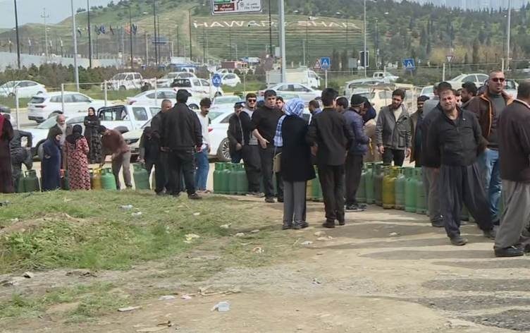 بحران گاز در اقلیم کردستان؛ قیمت هر کپسول گاز خانگی چهار برابر شد