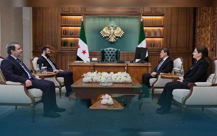 دیدار مظلوم عبدی و الهام احمد با رئیس دولت موقت سوریه در دمشق