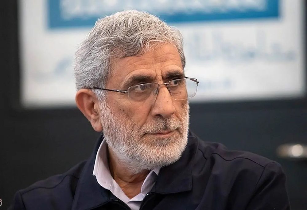 سردار قاآنی:  تشکیل دولت حق مردم عراق است و جنایتکاران ضد بشریت نباید در امور آنها دخالت کنند