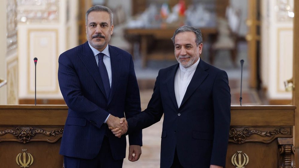 گفتوگۆی تەلەفۆنیی وەزیرانی دەرەوەی کۆماری ئیسلامیی ئێران و تورکیا