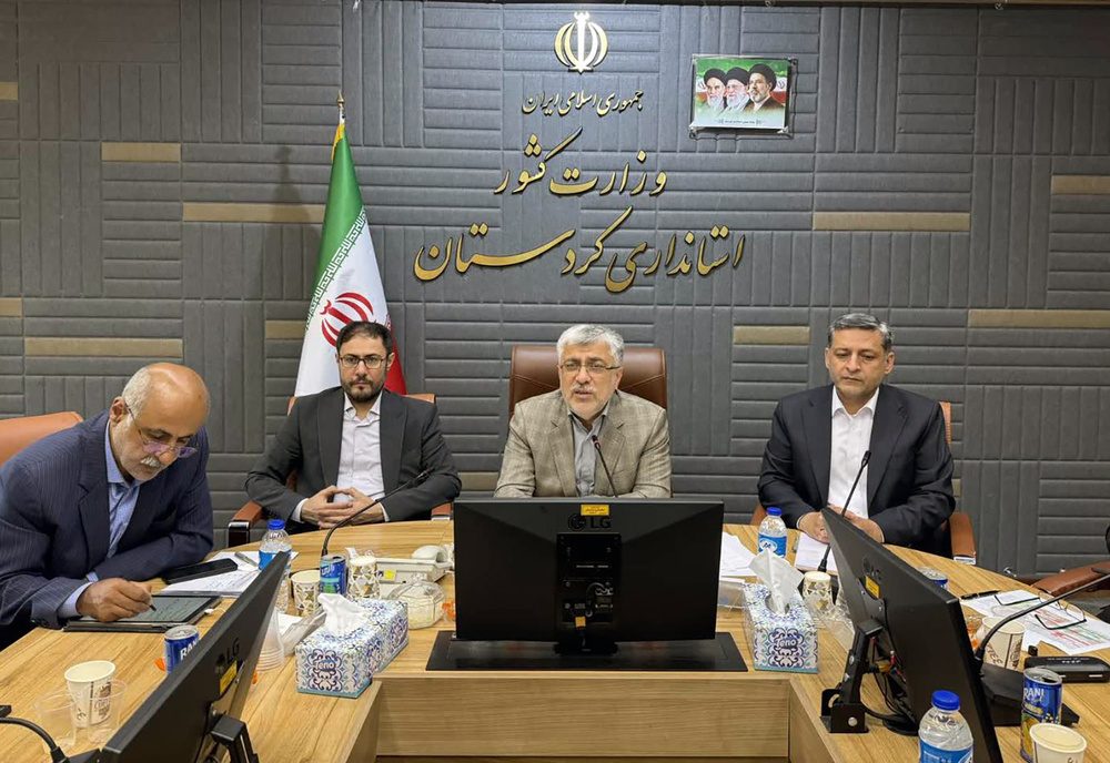 خروج غیرقانونی مرغ از کردستان با برخورد جدی مواجه می شود