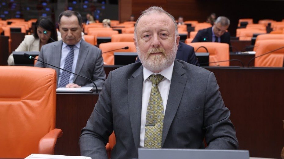 پاسخ تند دم‌پارتی به کورتولموش: اگر ترکیه اروپا است، پس دمیرتاش و یوکسک‌داغ چرا هنوز زندانی‌اند؟