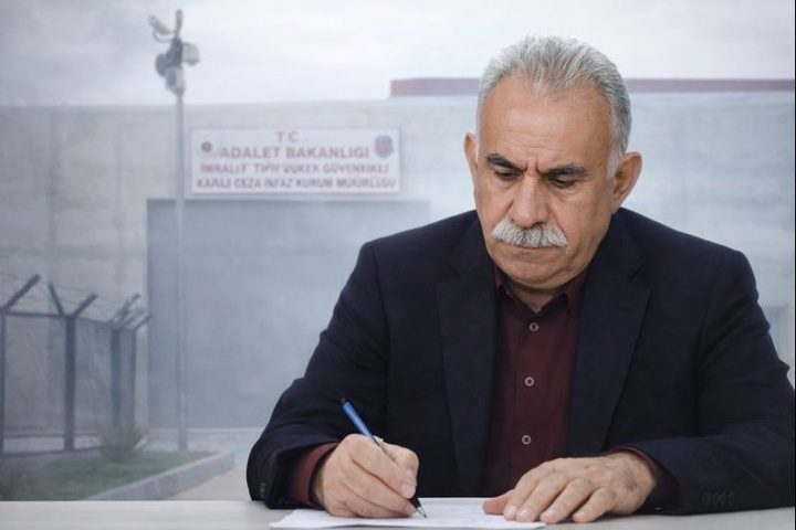 دیموکراسیی خۆجێی دەتوانێت چارسەری زۆرینەی پرسەکانی تورکیا بێت