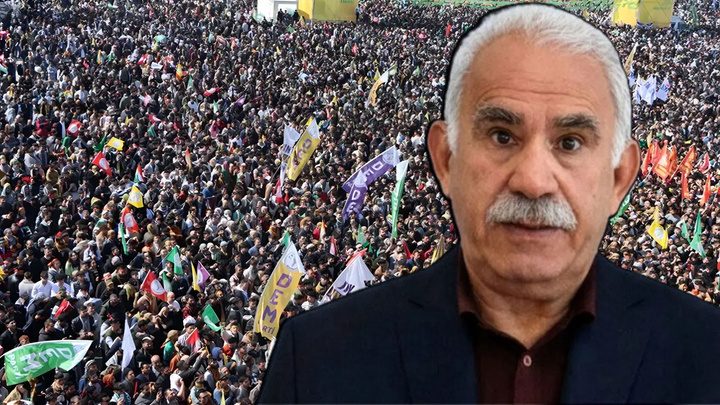 ١١٢ کەسایەتیی سیاسی و یاسایی تورکیا داوای قەدەغەکردنی میتینگەکانی ئازادیی ئۆجەلانیان کرد