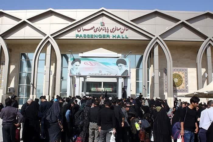 پێشوازیکردن لە زیارەتکارانی عێراقی بۆ ڕێوڕەسمی بەخاکسپاردنی ڕێبەری شەهید دەستیپێکردووە
