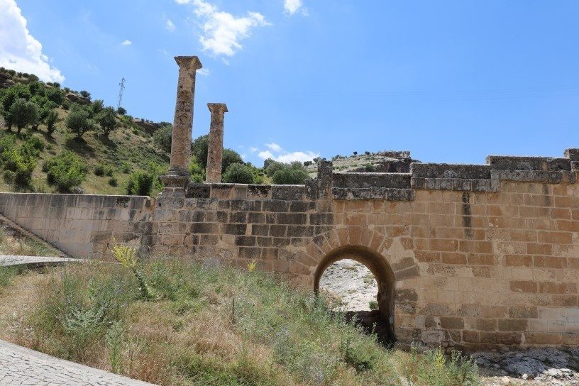 پل دوهزار ساله جندره؛ شاهکار مهندسی در کردستان ترکیه + فیلم و تصاویر