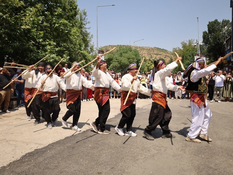 از سرچشمه‌های مقدس تا میدان سیدرضا؛ جشنواره مونزور، روایت فرهنگ، طبیعت و صلح در درسیم + فیلم