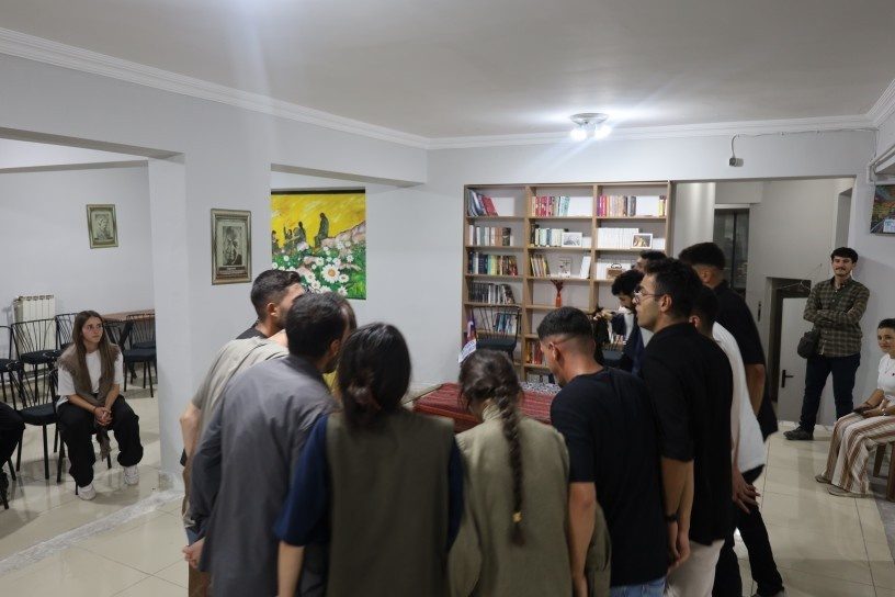 انجمن کُردی فرهنگ و هنر «دمهات» با ابتکار جوانان در وان افتتاح شد + فیلم