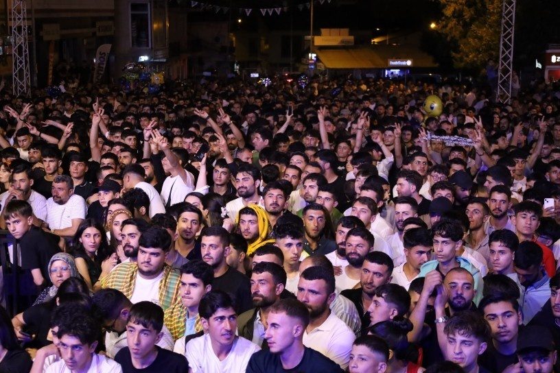 جشنواره «کوخ» پس از ۱۲ سال به گیمگیم بازگشت؛ از موسیقی کردی تا یادبود اکین وان + فیلم