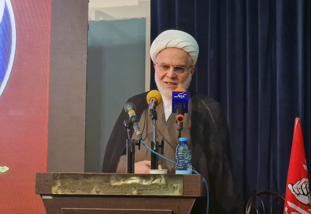 نوزدهمین کنگره ملی شعر عاشورایی در قروه برگزار شد