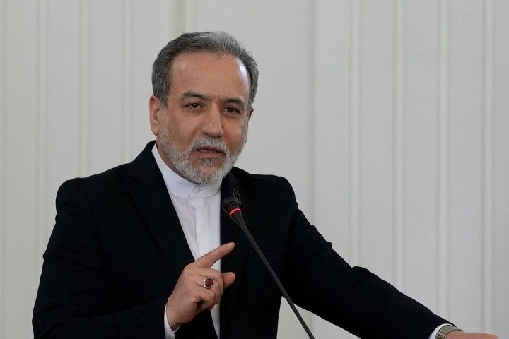 کاردانەوەی عێراقچی بۆ هەڕەشەی "ئۆپەراسیۆنی ئابووری"ی ئەمریکا لە ئێران